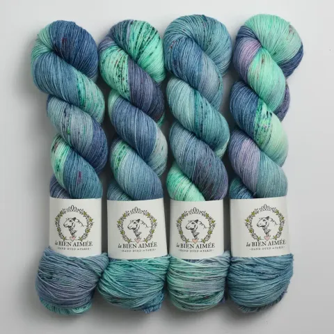 FujimotoSuperSockLaBienAimee_a59228b9-bfac-41a5-8bf5-daad1264f058