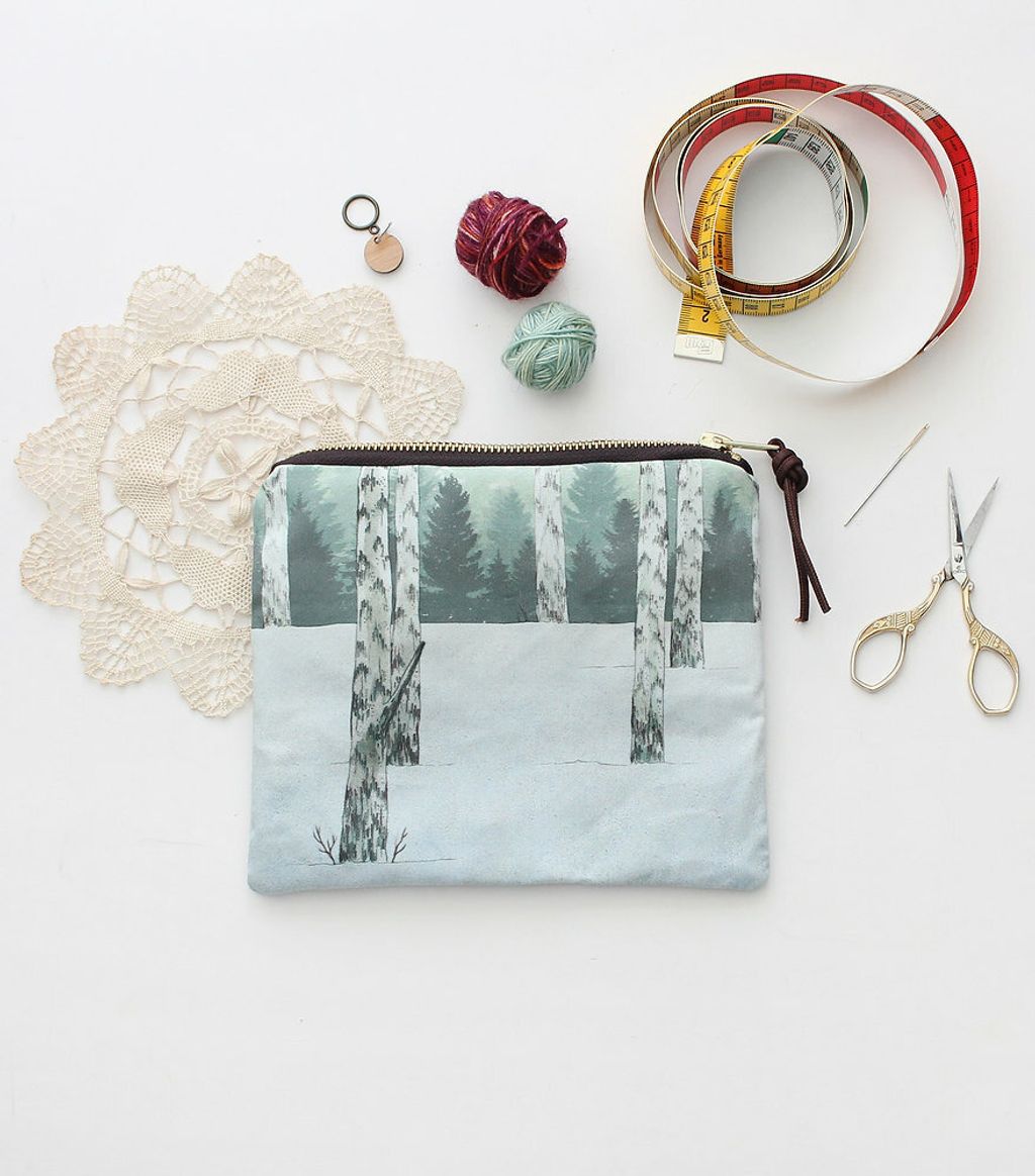 Finn | Medium Zipper Pouch 1