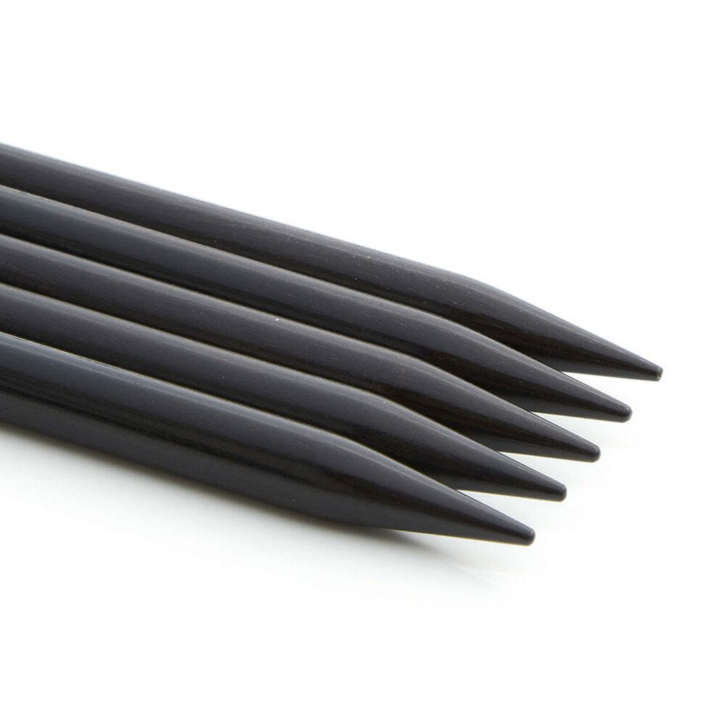 double-pointed-needles-2_a76ca4b5-75bc-482f-8b44-c0bc1844a2bf
