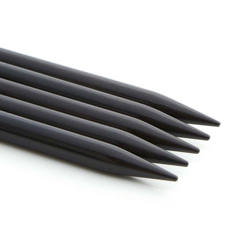 double-pointed-needles-2_a76ca4b5-75bc-482f-8b44-c0bc1844a2bf