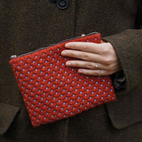 Kit_Couture_Arholma_Clutch_maroon_1200x
