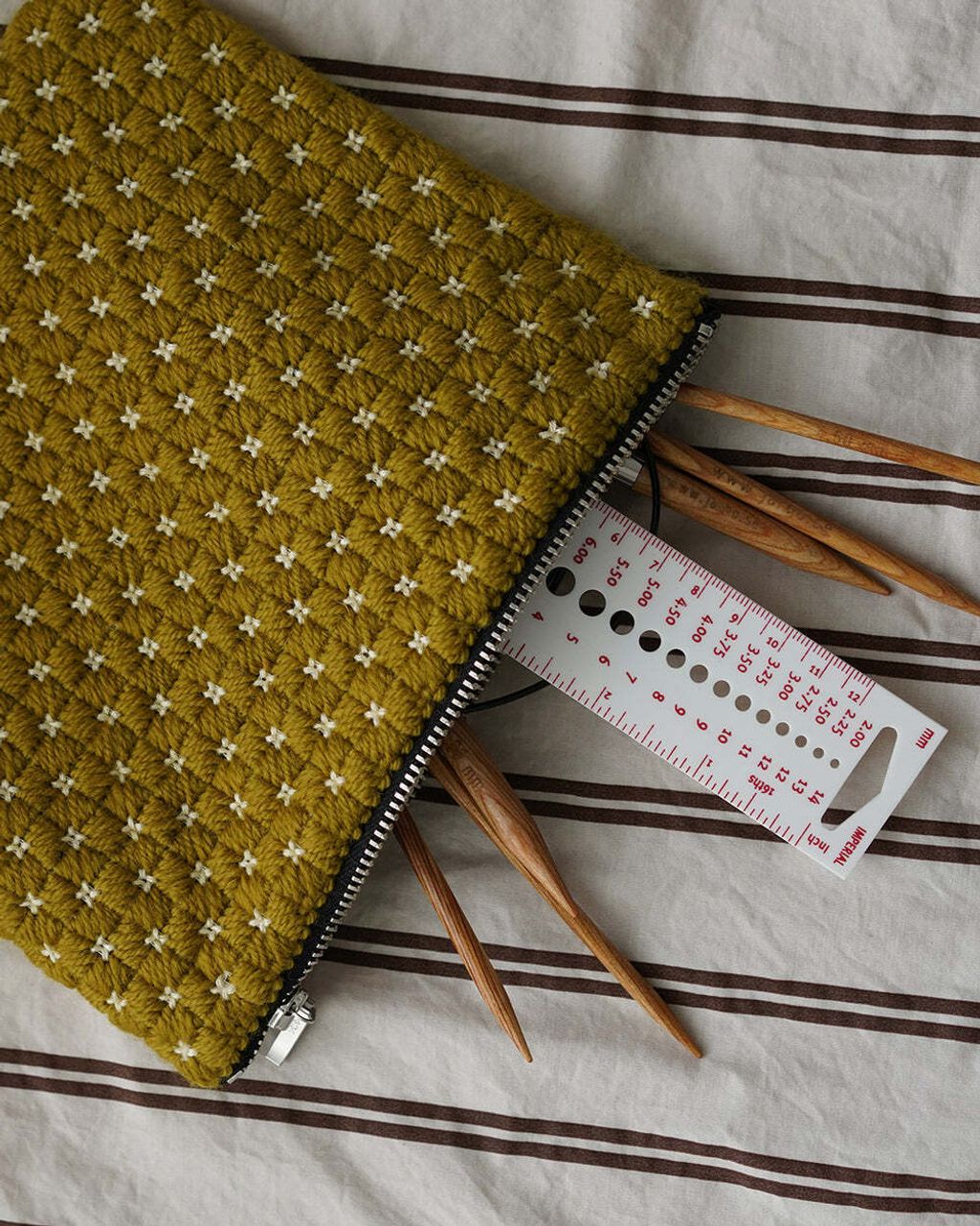 Kit_Couture_xxx_Clutch_3_1000x