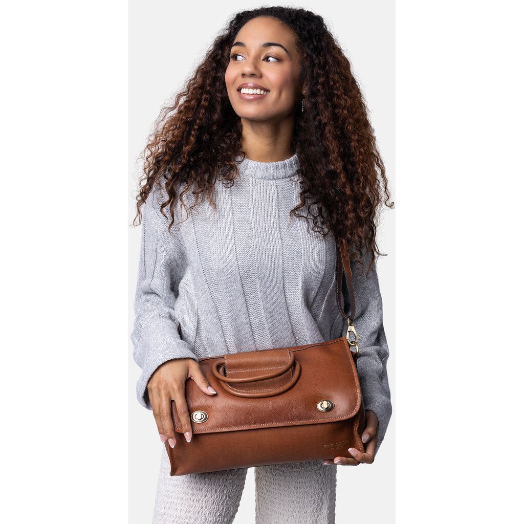 P073_WALNUT_2000x2880