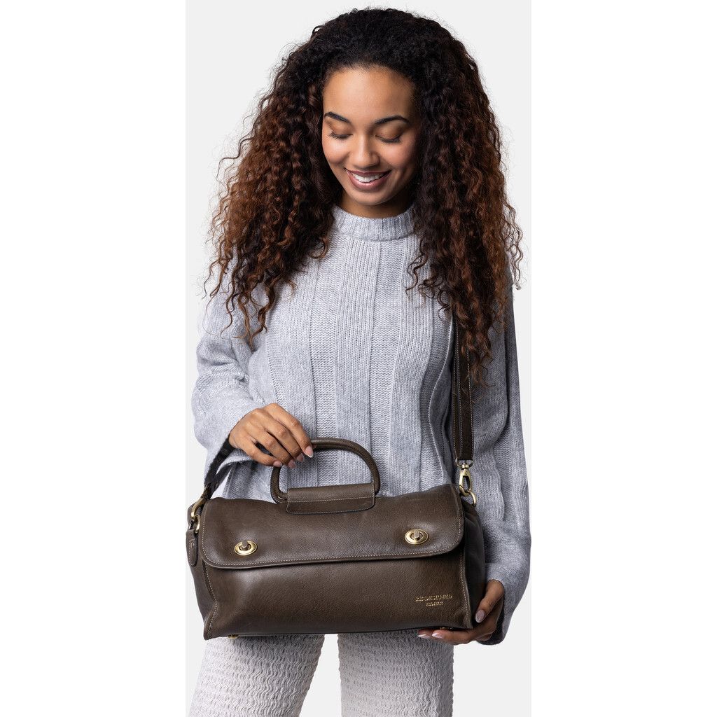 P073_DARK_GREEN_2000x2880