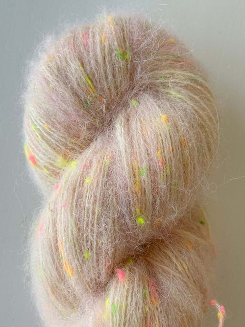 AA262888-782D-4E9C-B9EE-FA805807B8DA