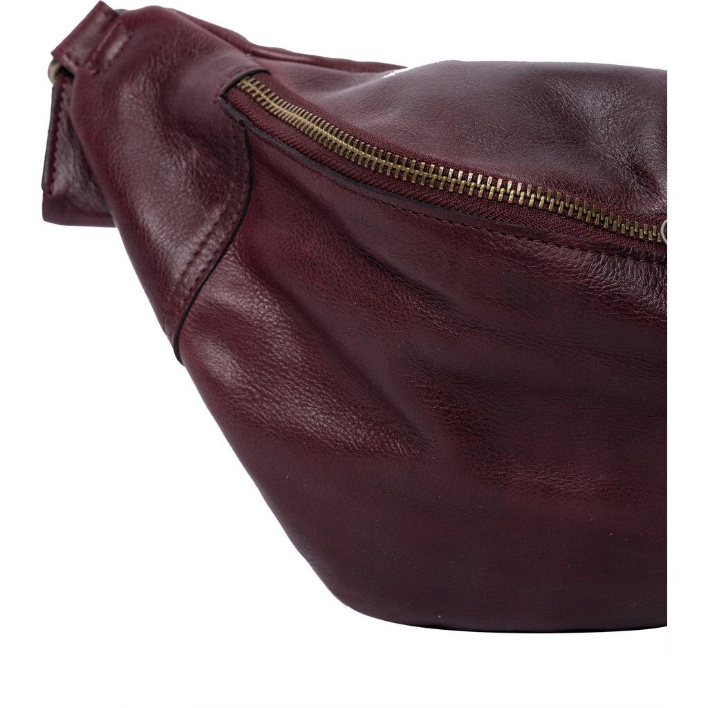 P095_dark_cherry -2-_2000x2880