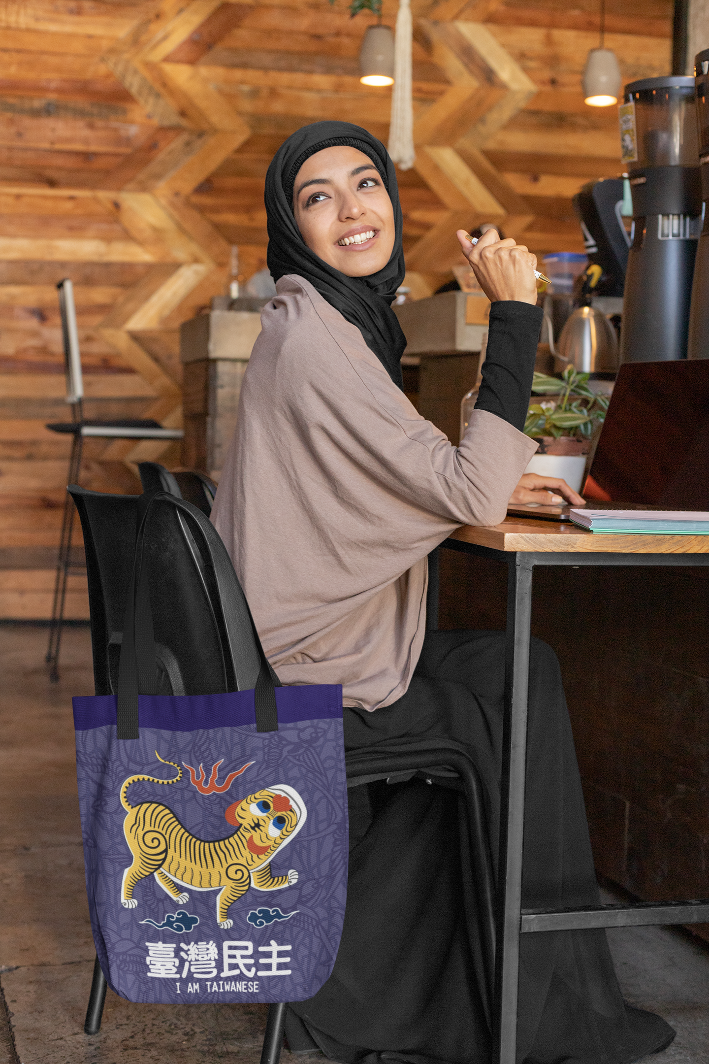 tote-bag-mockup-of-a-woman-in-a-hijab-at-a-cafe-32399 (2).png