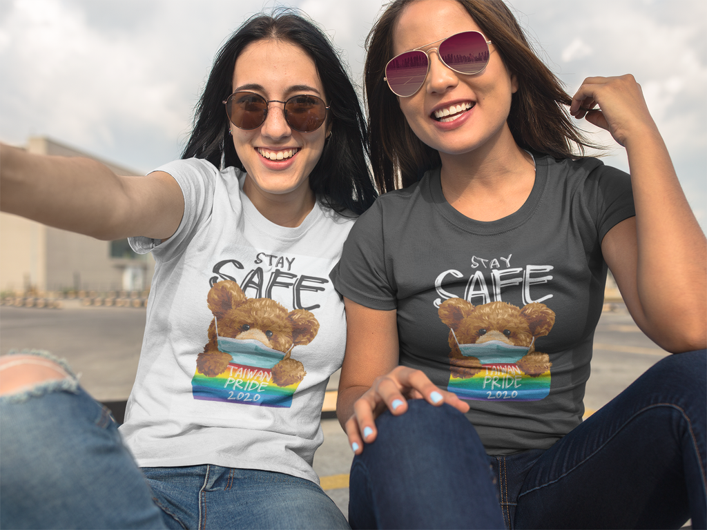 two-beautiful-girls-wearing-round-neck-tees-mockup-while-outdoors-a16907.png