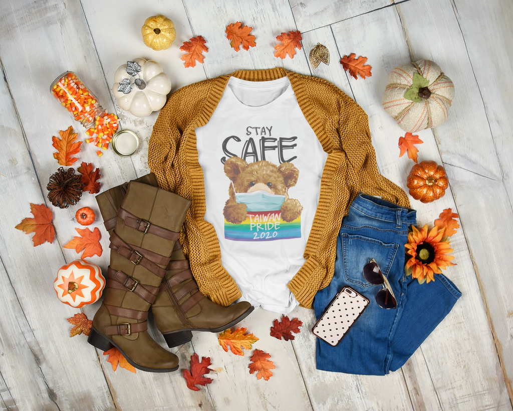 t-shirt-mockup-featuring-a-warm-autumn-outfit-3744-el1 (1).png