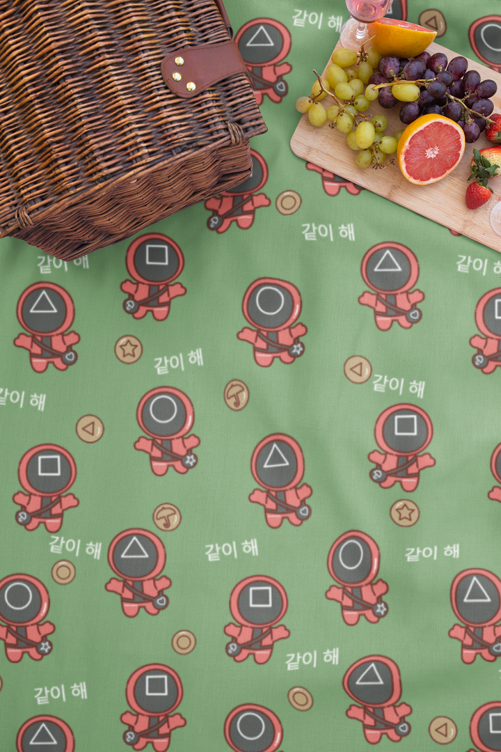 blanket-mockup-featuring-a-picnic-setup-32279.png
