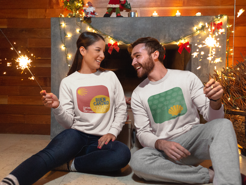 sweatshirt-mockup-of-a-couple-with-sparklers-celebrating-christmas-18056