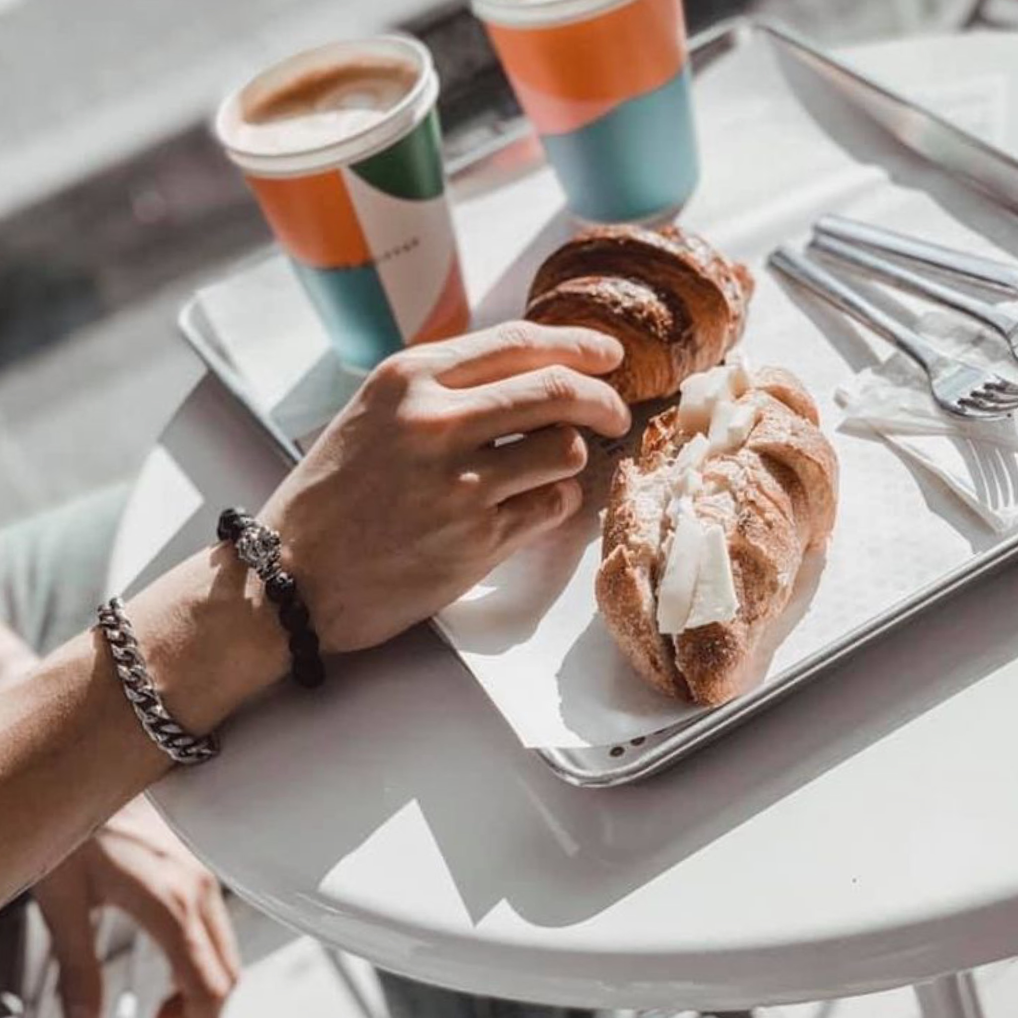 EFFB4049-40E7-4C8C-9723-4C371226C4F9