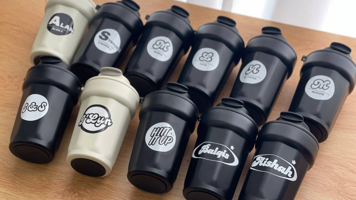 What are popular Corporate Gifts ?