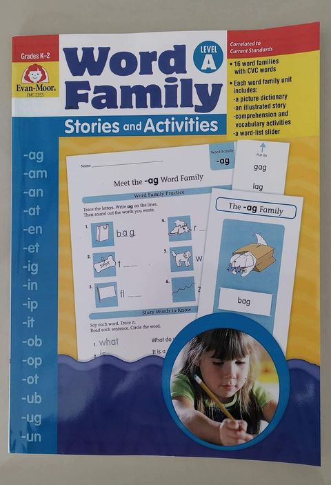 Evan Moor Family Level A,B,C,D 4 Books – LITTLE BOOK LOUNGE Evan Moor Family Level A,B,C,D 4 Books – Little Book Lounge