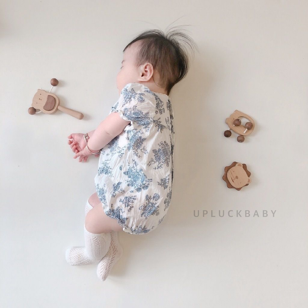 CFE09155-3201-43E7-9BAE-4A623892AC2E