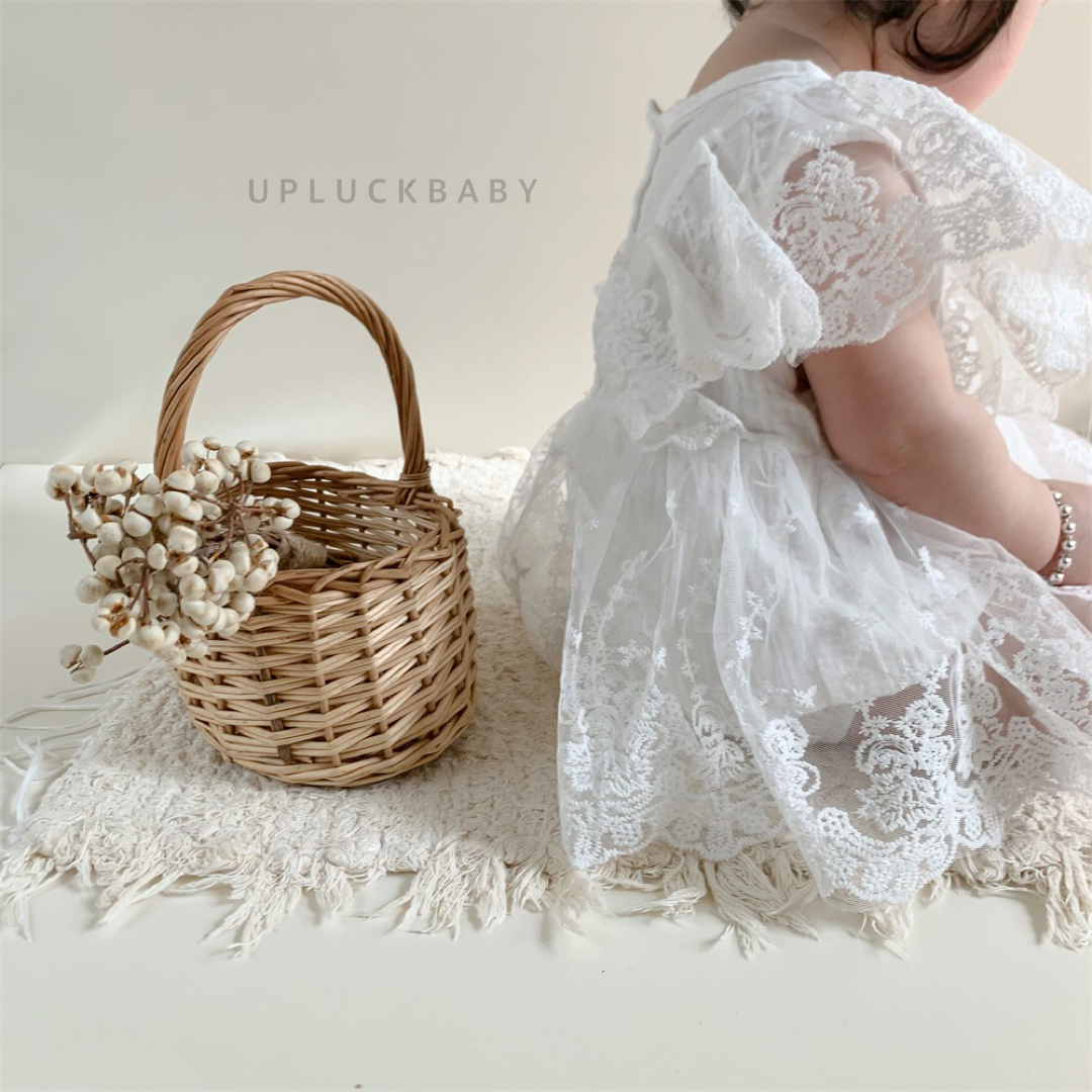 3C0F07B3-D49B-4042-811B-70C01CD3696B