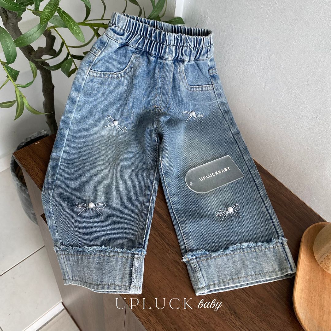 U P L U C K.zip - 1