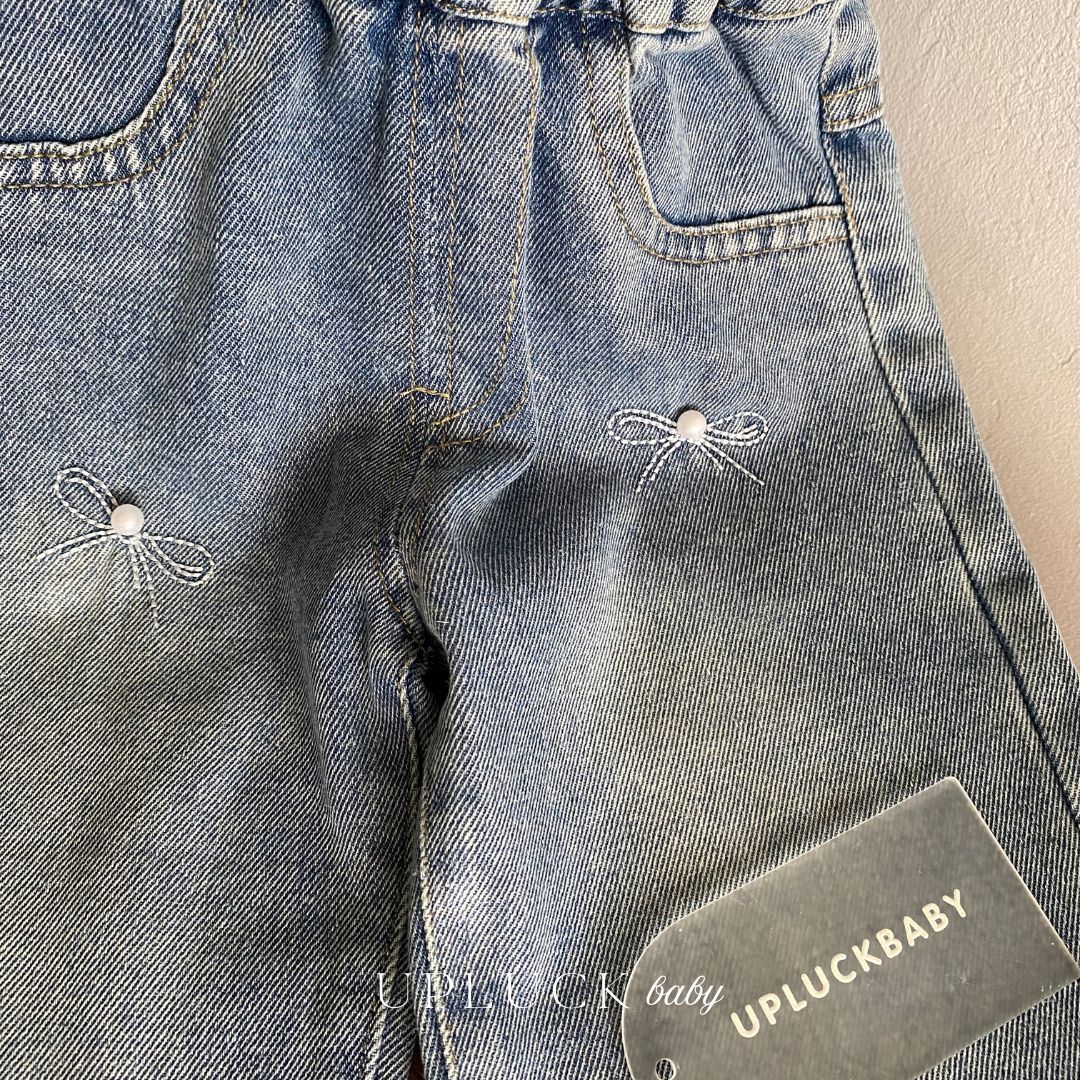 U P L U C K.zip - 2
