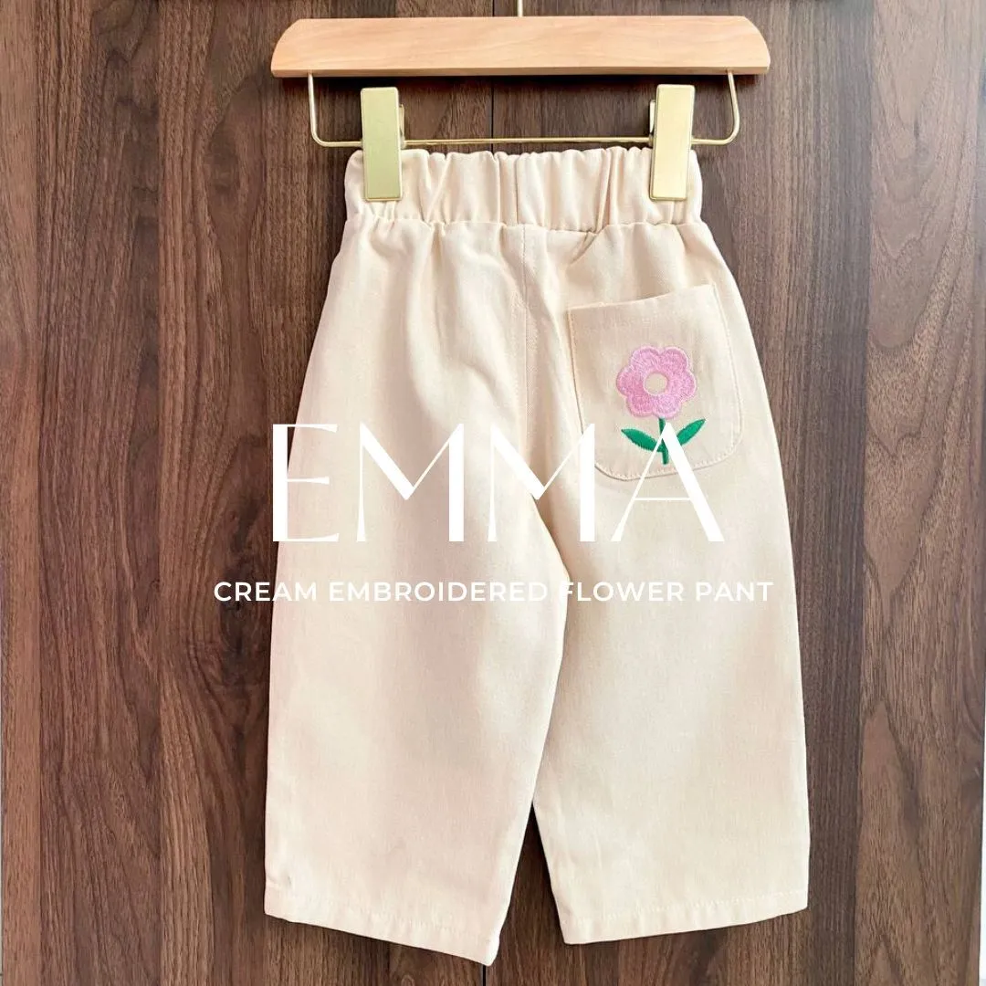 Copy of Brown and Beige Warm and Delicate Skincare Product Review Instagram_20251028_212241_0000