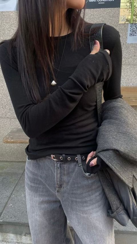 1963e8fa652c81ae4f434d567b625258