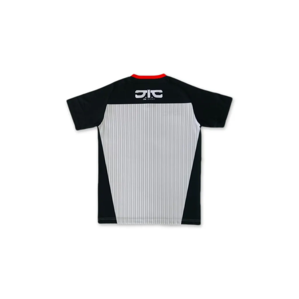 REFEE CLOTHES BACK
