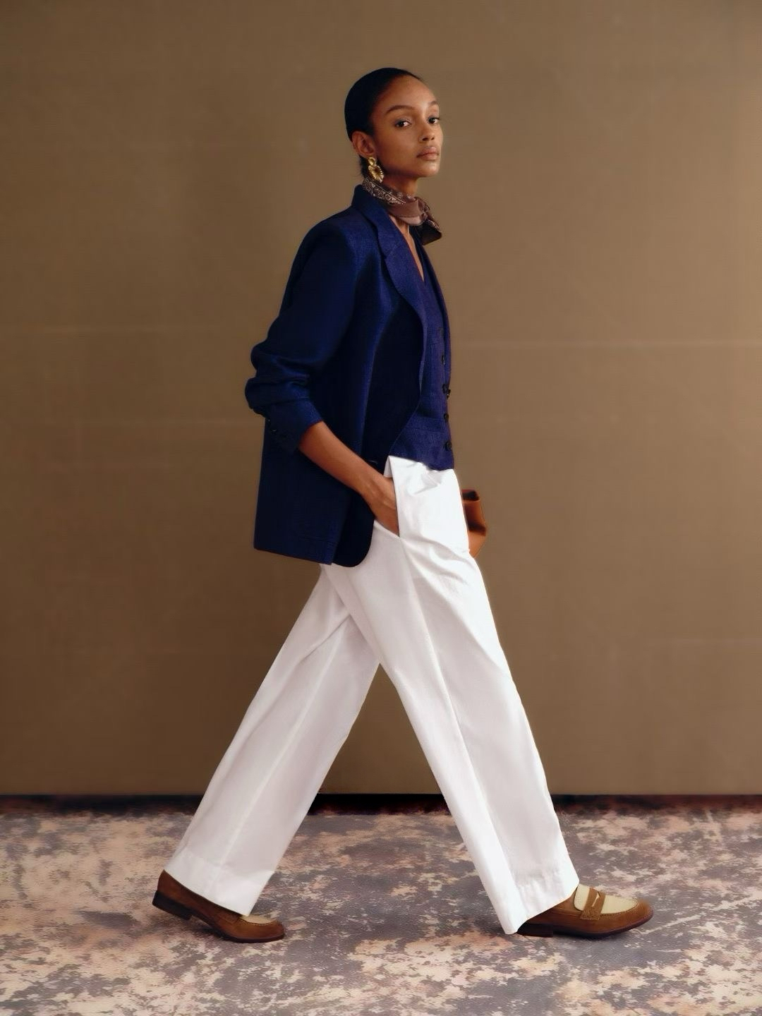 BAEA0864-436E-4271-B727-3CC660D28BC1