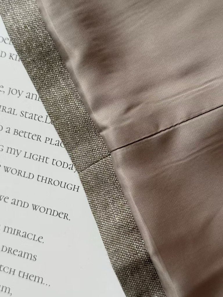 EEB9878C-5755-4435-B6AE-152446859752_1_105_c