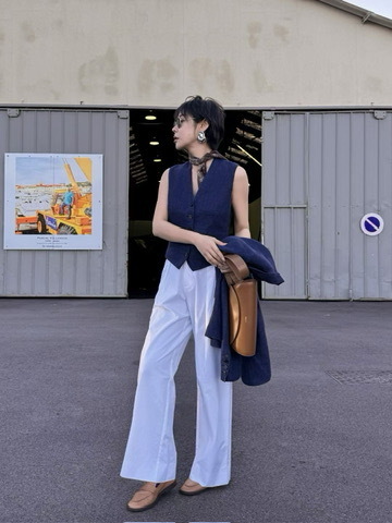 2F8B7A0B-BD63-4D74-BEF1-4FEE9F2D132E_4_5005_c