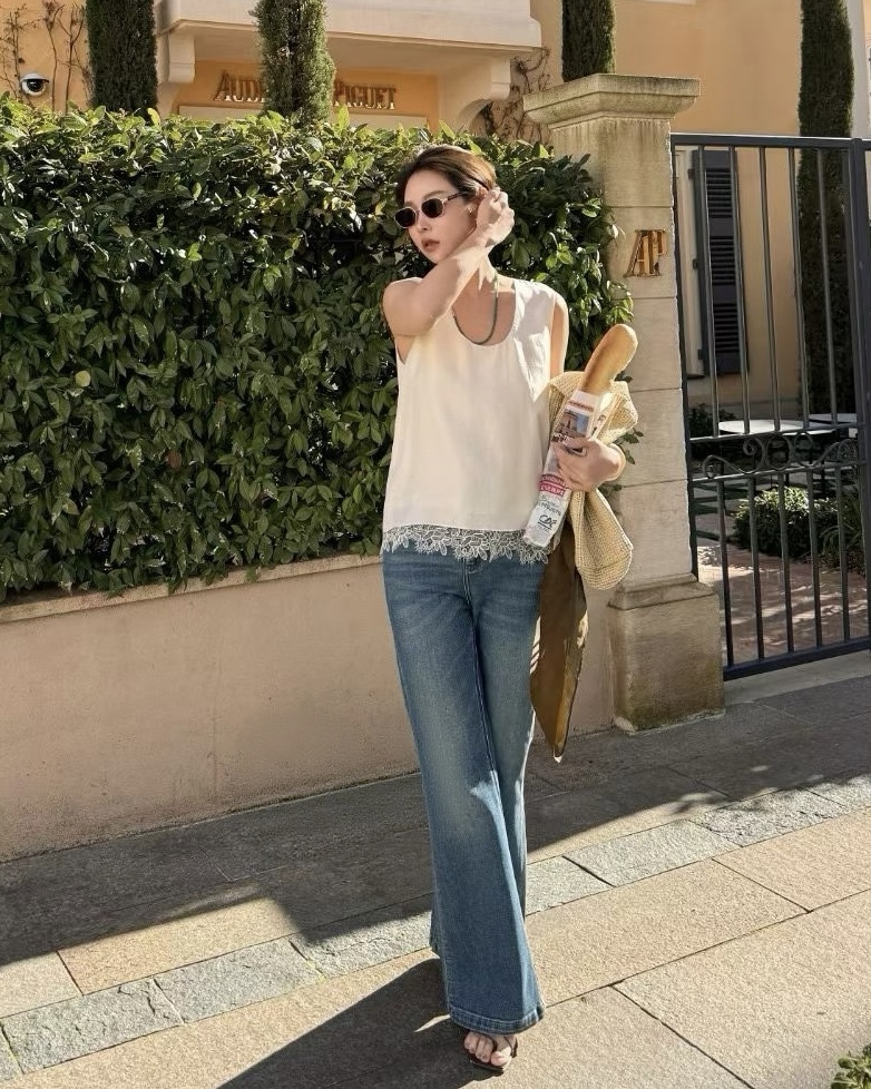 89917491-B79C-4A02-BC58-04D79EA3E80B_1_201_a