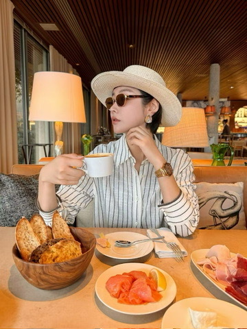 A8B19E5B-CF64-461A-A805-96FFF345975A_4_5005_c