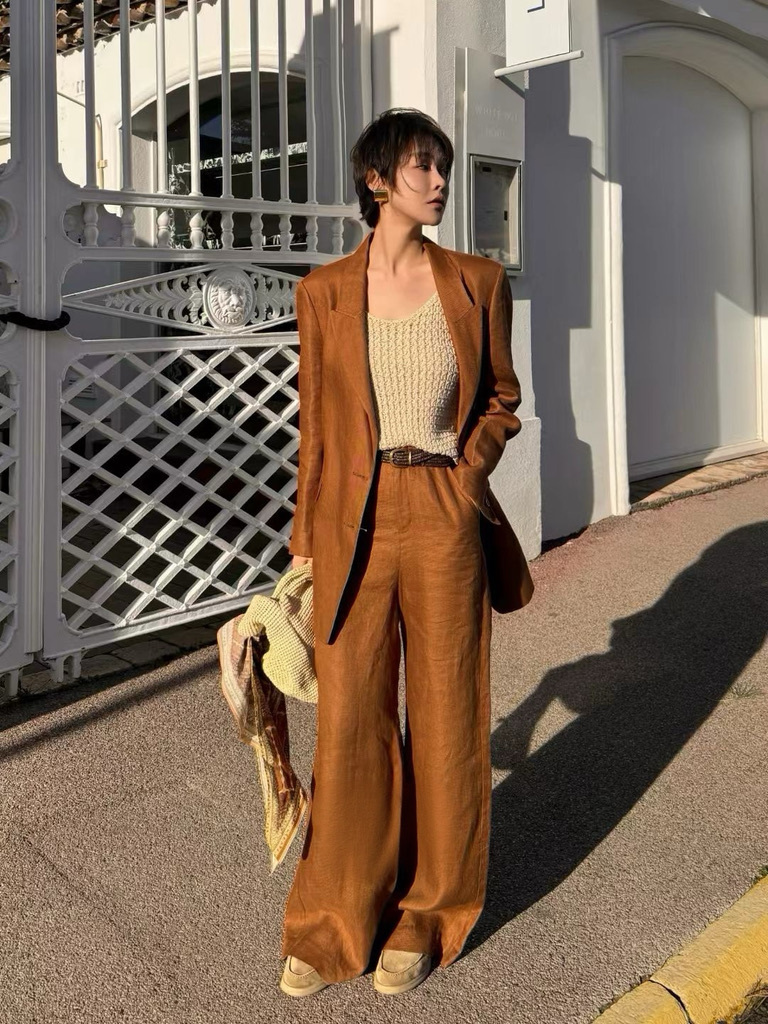 09C09BD5-25E2-416C-B25E-22E08D0C0B5A_1_105_c