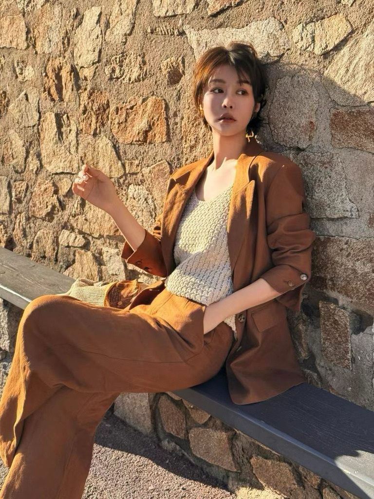 59612879-5822-4076-8261-3AB3541D8114_1_105_c