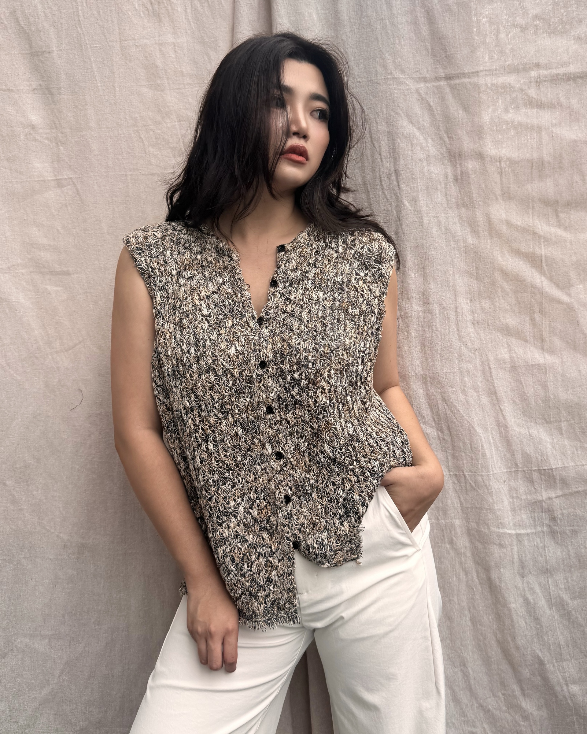 6E440129-5BBF-4BD0-B274-532ECCC2599E_1_201_a