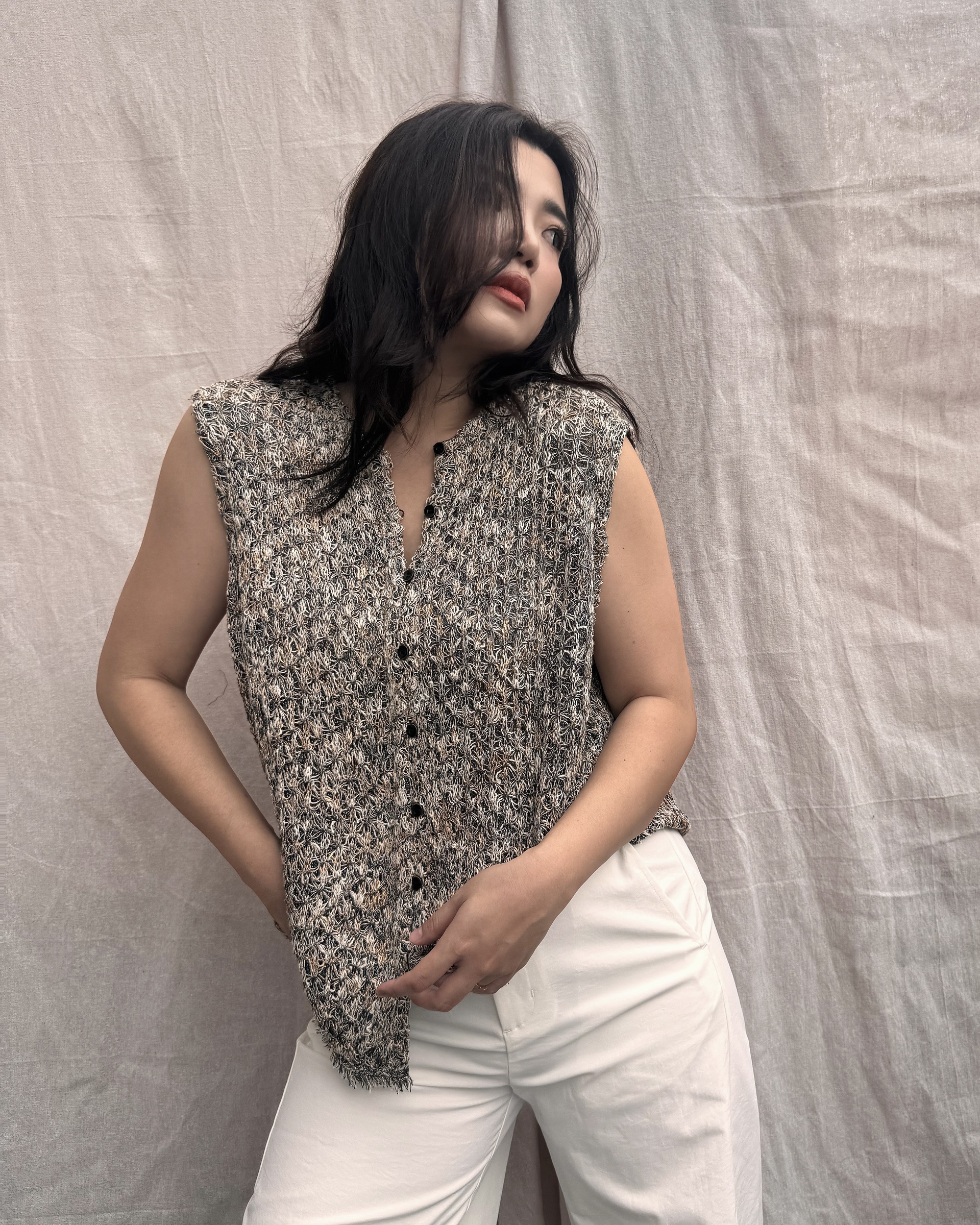 BC6BC6D4-776D-41DA-820F-FA53B6C589B1_1_201_a