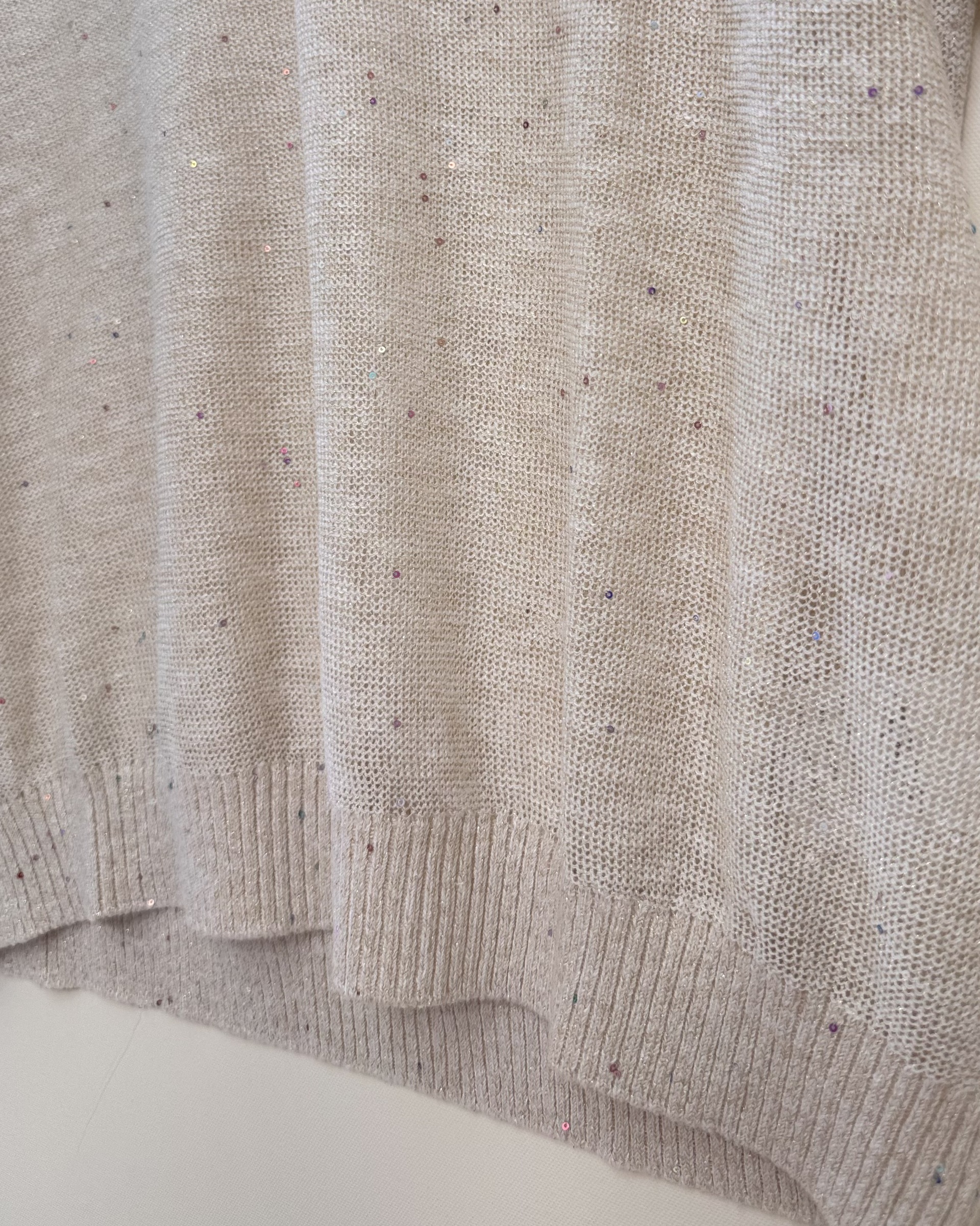 5889F4C9-9B89-4BE9-88BC-8FB2AB13920C_1_201_a