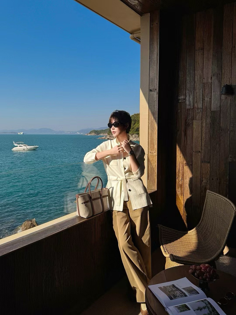 D8E13C95-B09C-4755-B494-FEBB537A2BF4_1_105_c