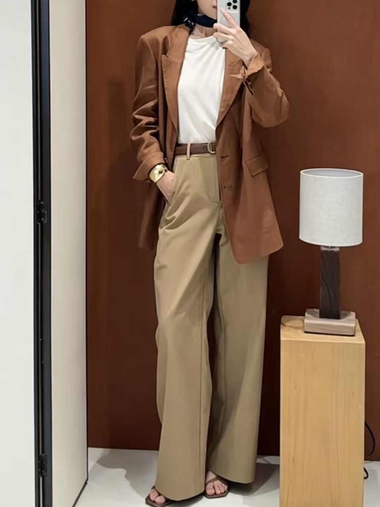 D4F60AC7-74BC-4B99-A1D5-883BF8ED17EE_1_105_c