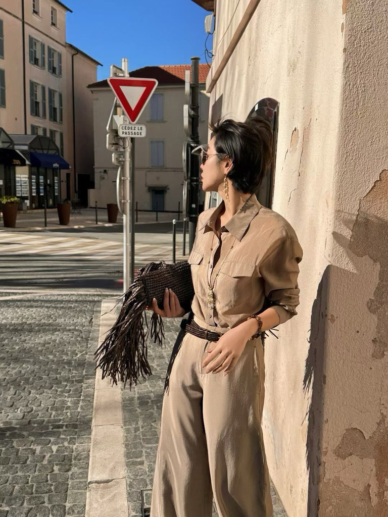 CEFB32E7-0693-4C16-BD13-CDB5AE560A62_1_105_c