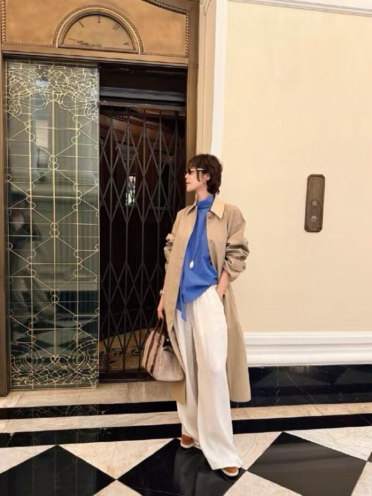 1063951F-4C8F-41B1-B9D2-097721E833BB