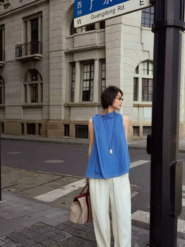 2581D68F-2921-44F8-B54B-EA2DC75C6A5A