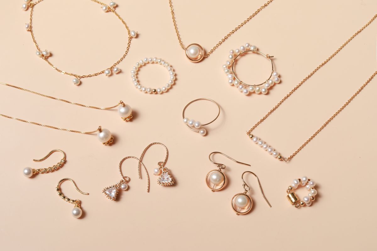 C.H. STUDIO | WHY WE CHOOSE PEARLS ?