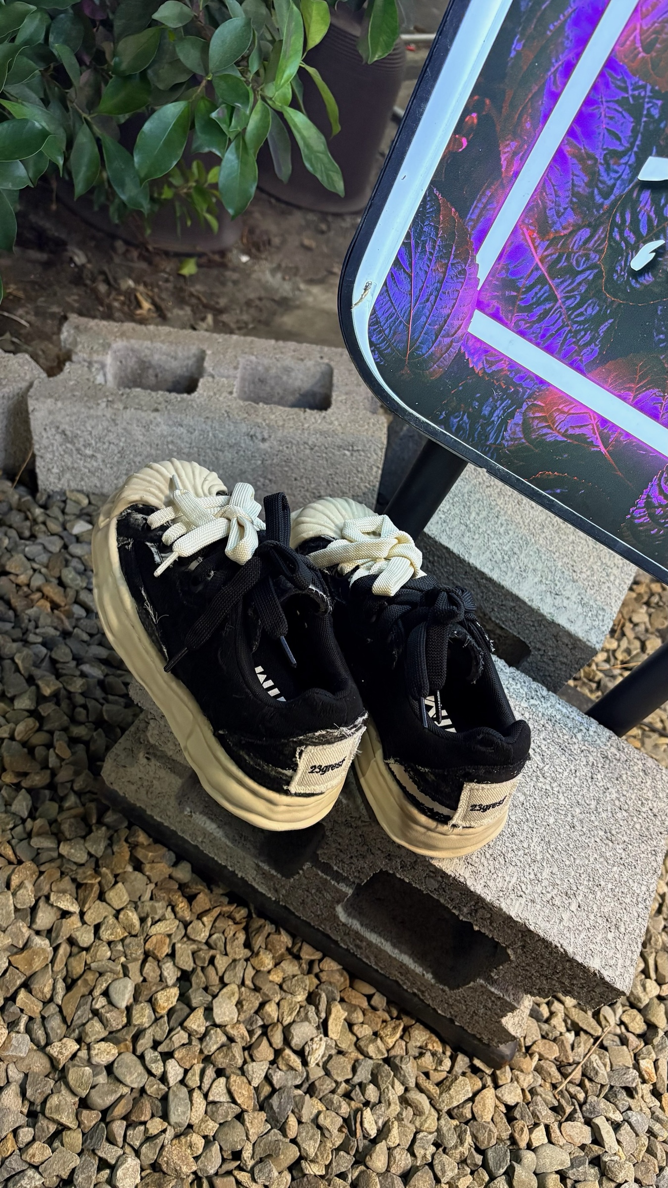 7B7E6331-9EBC-4B30-AC40-70A81E780BCE