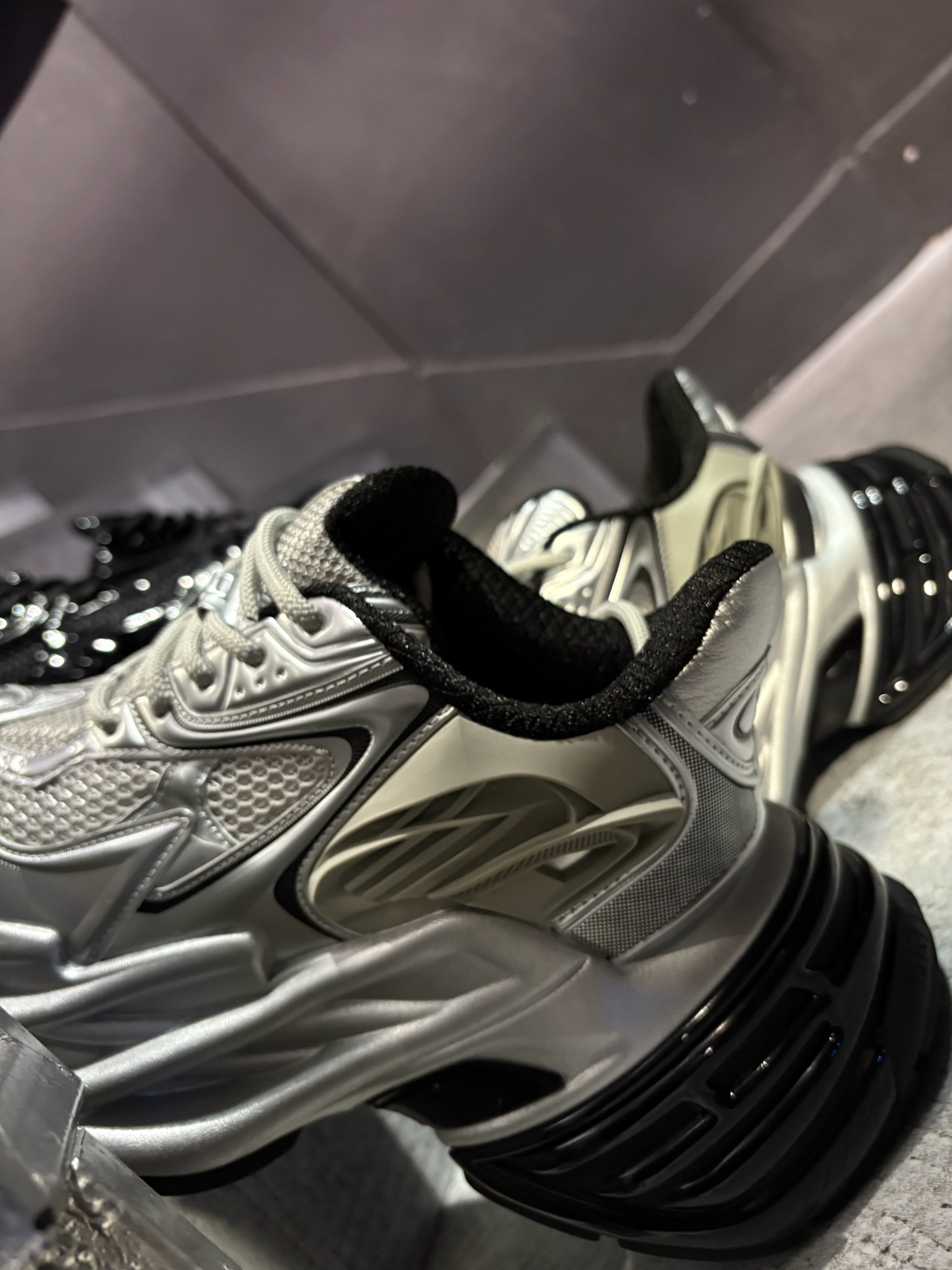 8EF5E621-E444-4BE9-9BE0-A3A548A1A238