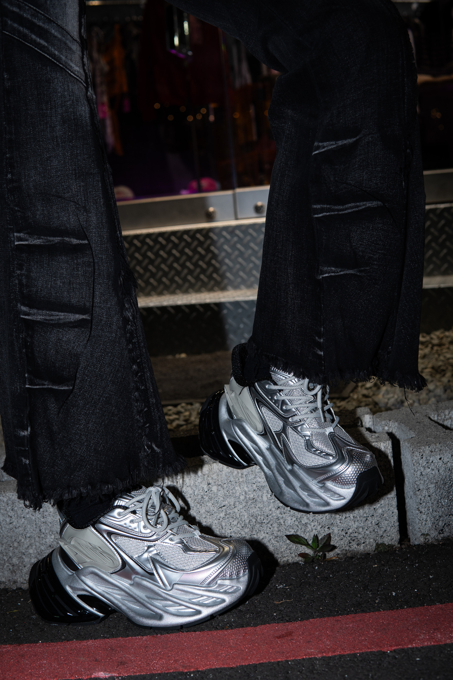 6CD431E4-58B8-4AD4-AC2F-45BB917C2ACC