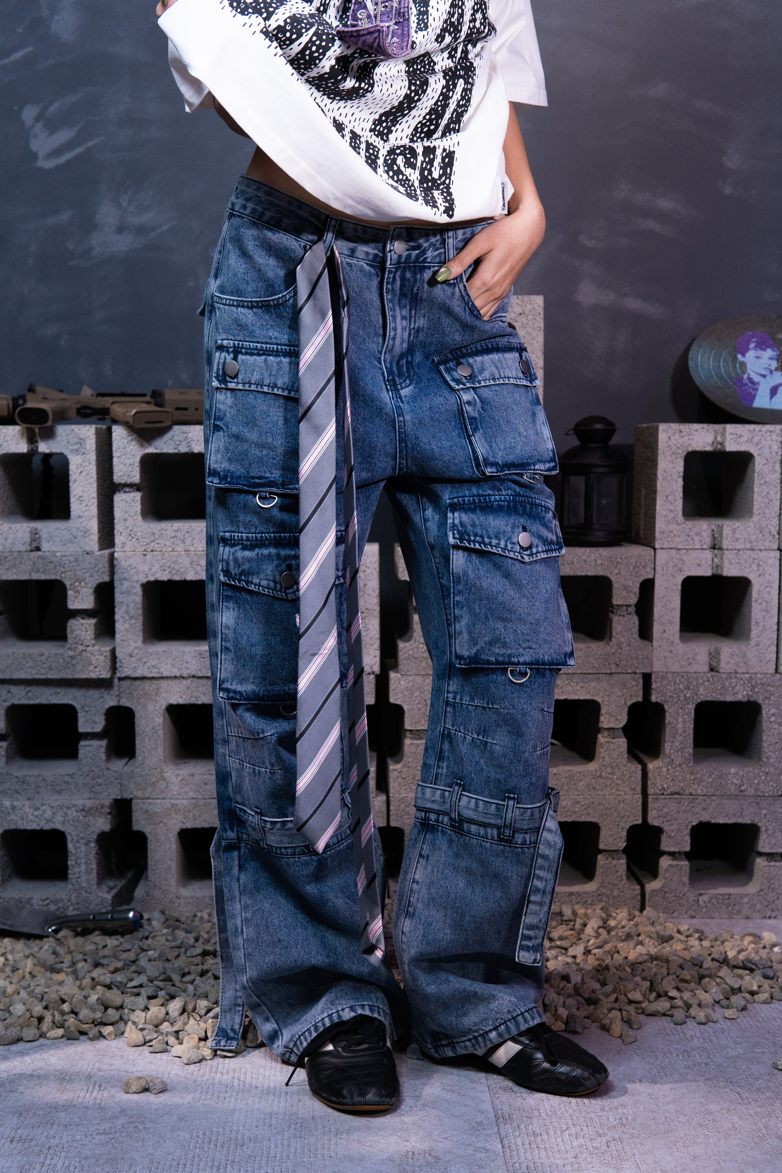 81A9F960-E2C0-4596-8D93-C156A02D52E1