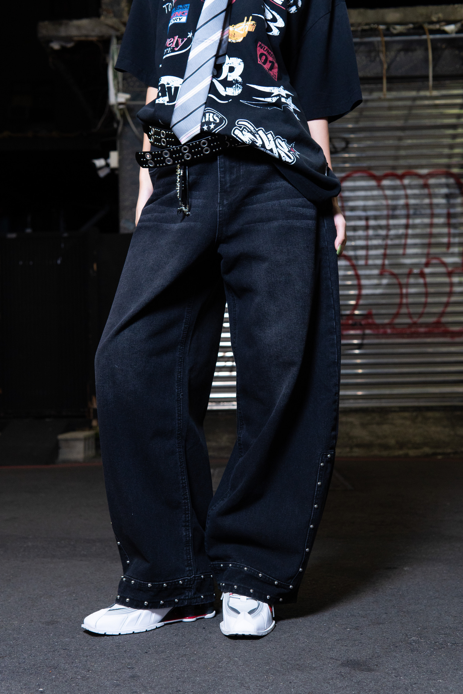 FA4B2D5A-5F0D-483E-8B21-3E9928C2F41B