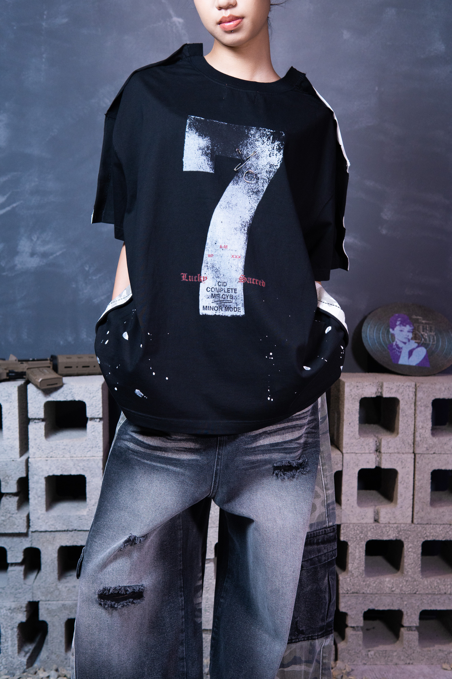 AD0D19BA-3F46-490C-A3CD-C2895937D24B