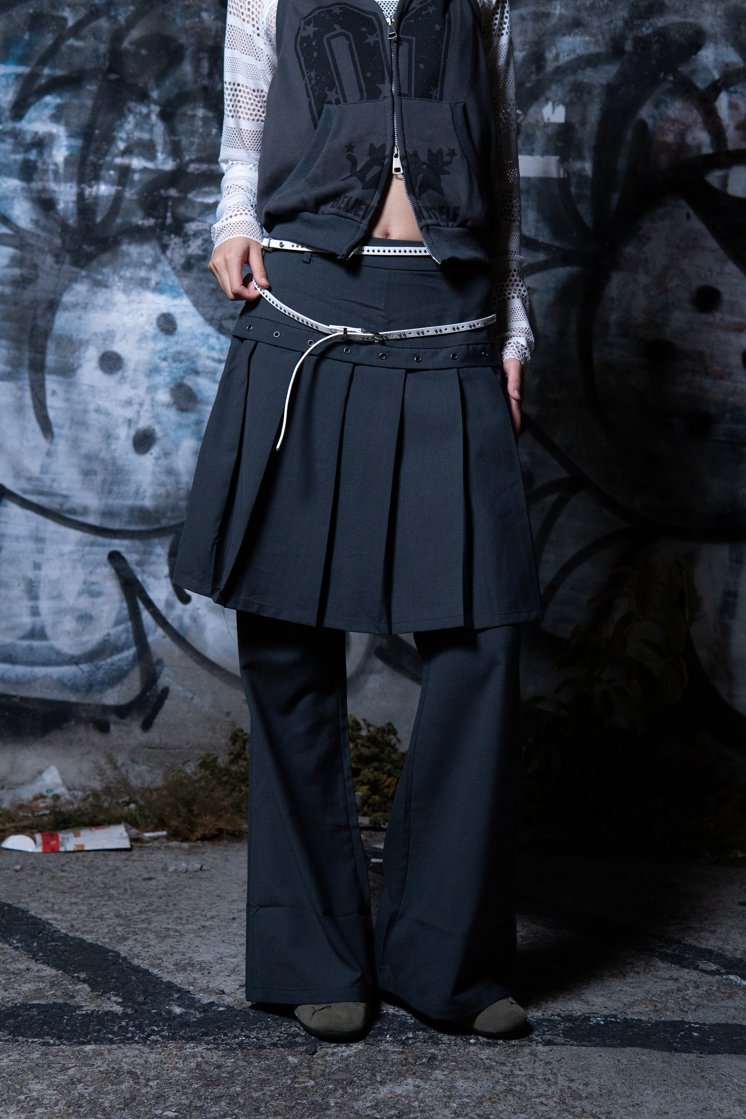 BEB12E8B-76AA-401B-870C-6E38EDE5FAEF