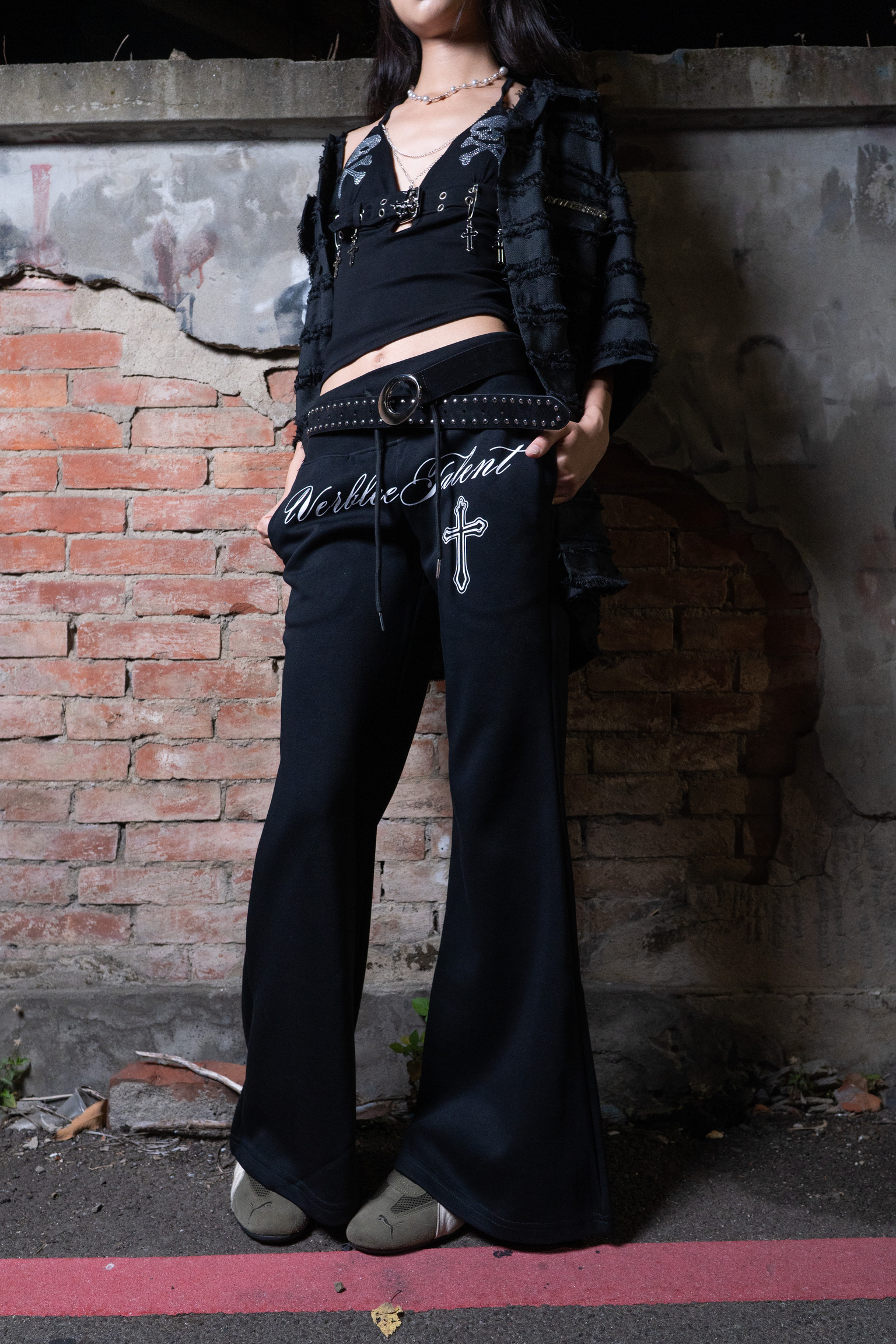 0DC027E1-21DB-4F96-8A2F-56EFFF2278A5