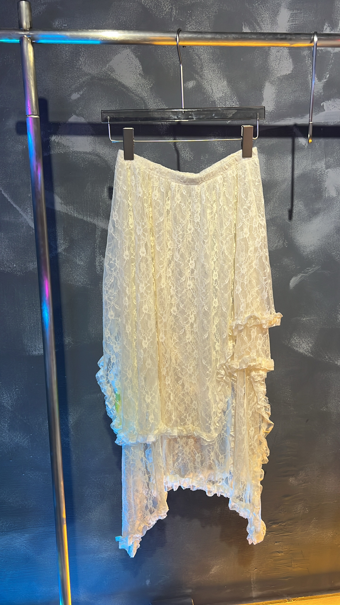 FAC2EFF9-DCC1-46E6-BAA1-C36C7C088A66